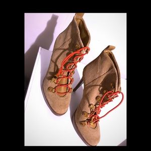 Tory Burch suede Boots